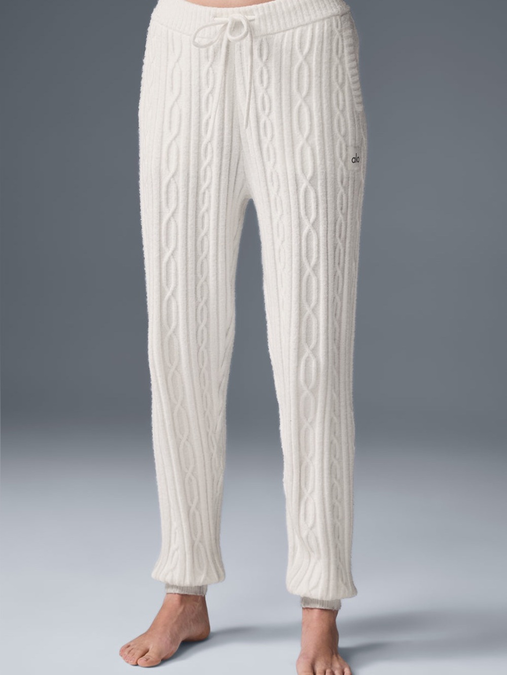 Alo Yoga Cable Knit Winter Bliss Jogger Pant Ivory Cream Size Small